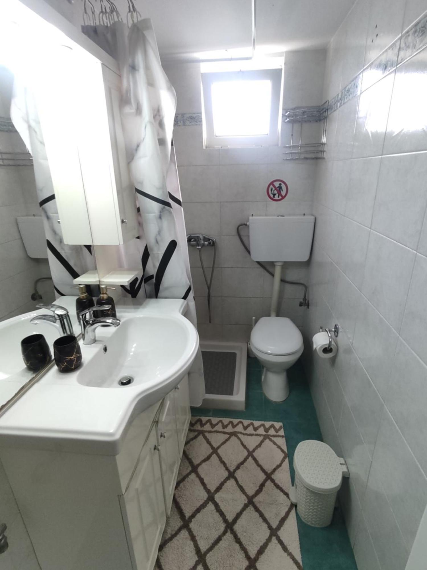 Aktis Apartment Near Airport Artemida  Zewnętrze zdjęcie
