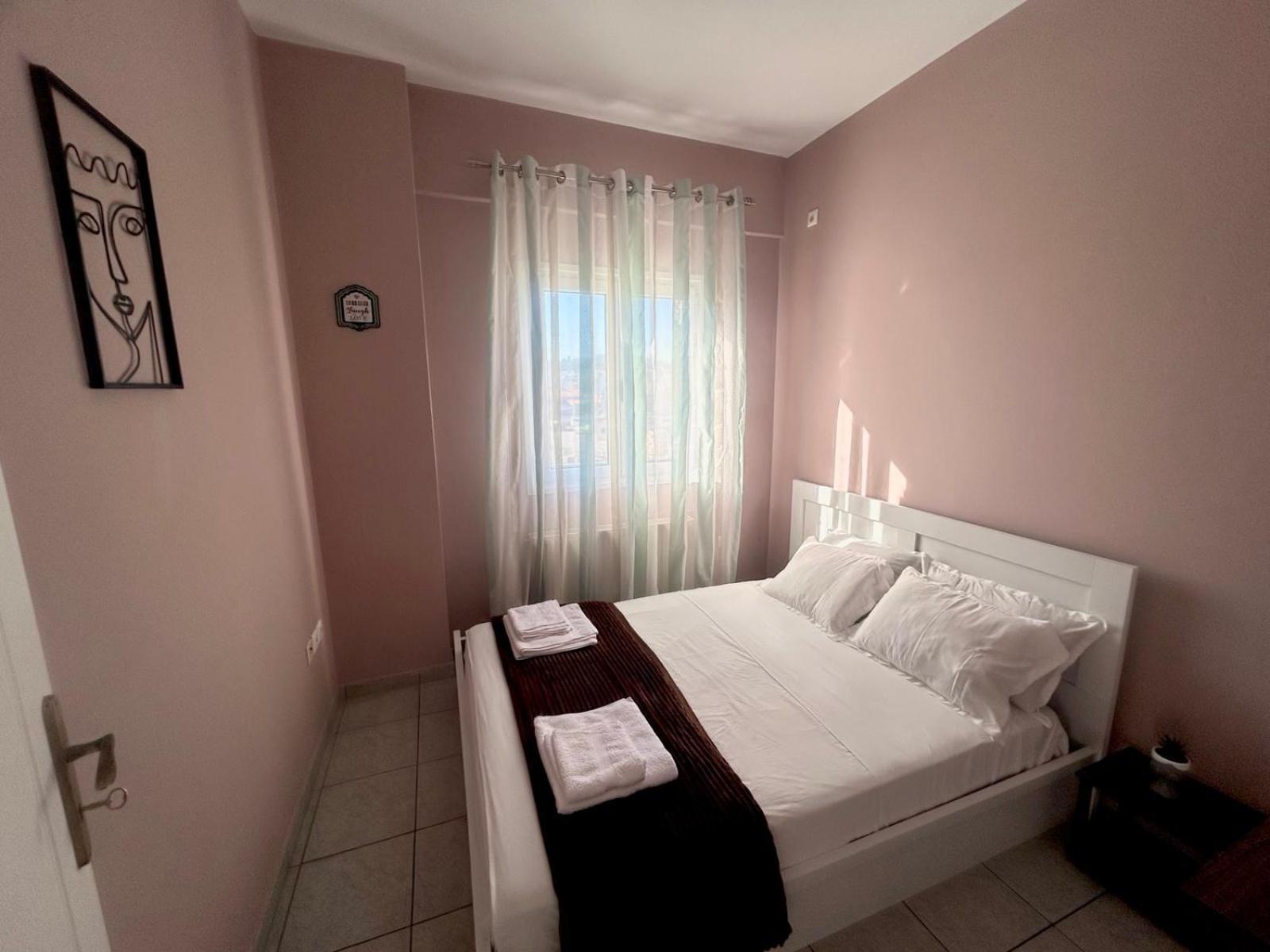Aktis Apartment Near Airport Artemida  Zewnętrze zdjęcie